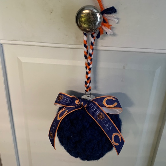 Crocheted BEARS Ornament - Picture 3 of 5